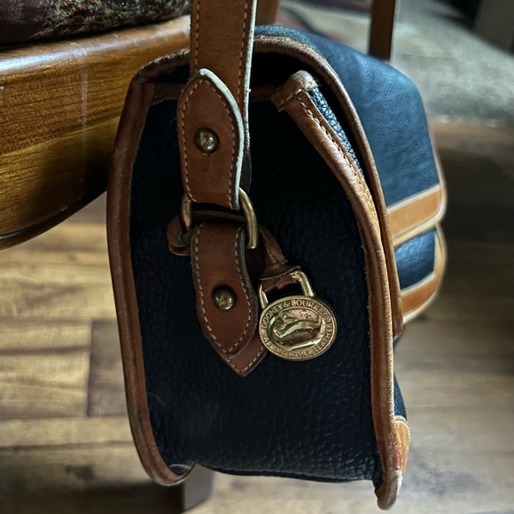 Dooney & Bourke • Vintage • A2 355234 • Brown • Handbag - Picture 5 of 16